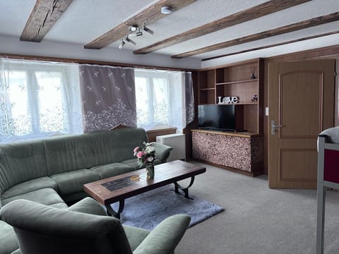 Family Zimmer BIGASKY Vacation rental in Singen