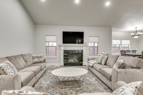 Eugene Area Home 18 Mi to U of O! House in Junction City