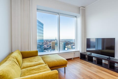 TV and multimedia, Living room, Seating area, Evening entertainment, City view, Sea view