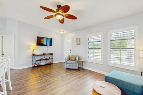 Tiki Time Out House in Port Charlotte