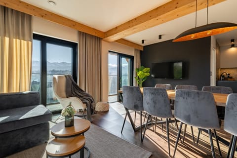 Living room, Seating area, Dining area, City view, City view, Mountain view, Mountain view
