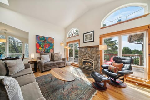 Beach Pine MCA#1575 House in Manzanita