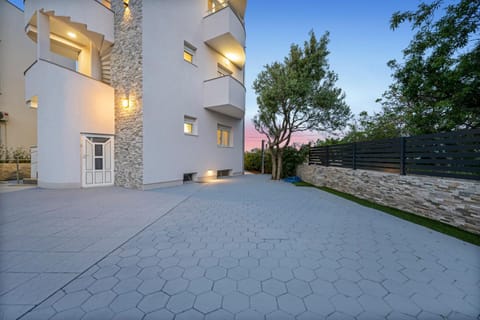 Aquarius Apartments - Beachside with Heated Pool Apartment in Šibenik-Knin County, Croatia