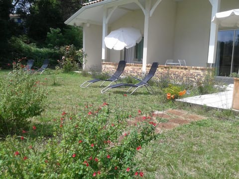 Garden, Balcony/Terrace, Garden view