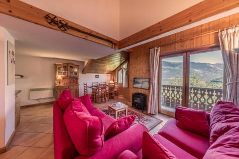 Living room, Mountain view