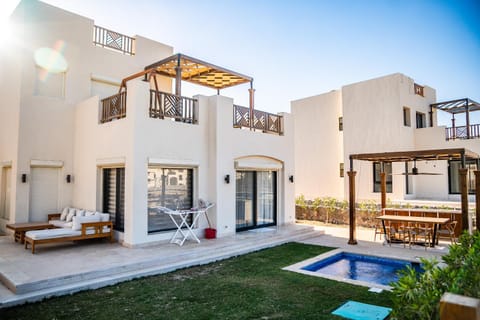 Property building, Garden, Garden, Hot Tub, Garden view