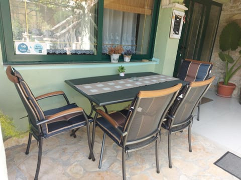 Patio, View (from property/room), Balcony/Terrace