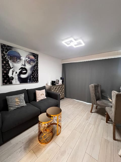 Sandrina - Studio lumineux et rénové Apartment in Canton of Valais