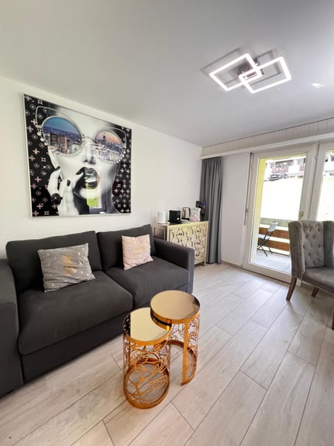 Sandrina - Studio lumineux et rénové Apartment in Canton of Valais