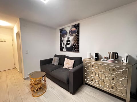 Sandrina - Studio lumineux et rénové Apartment in Canton of Valais