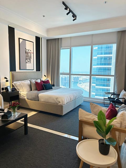 Bed, Living room, Photo of the whole room, Bedroom