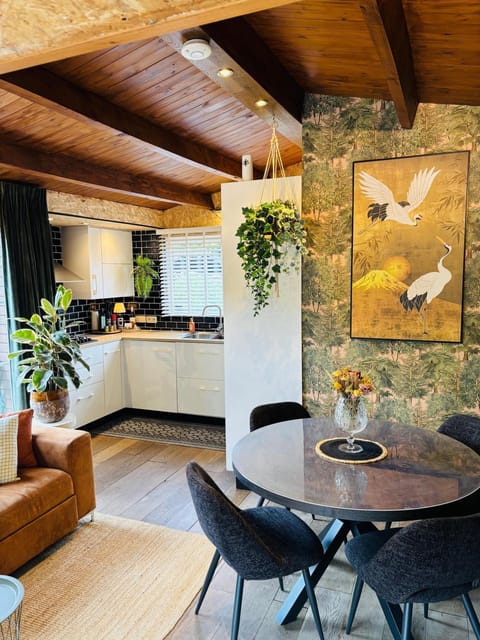 CASA LAGO gezellige chalet aan het water Chalet in Flanders