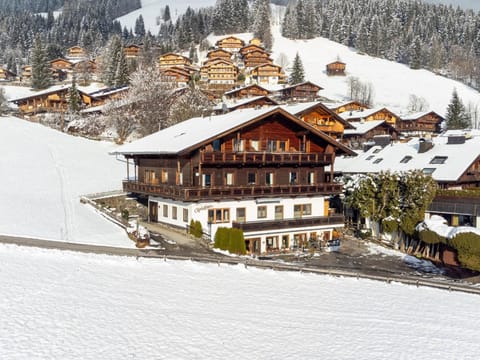 Property building, Winter