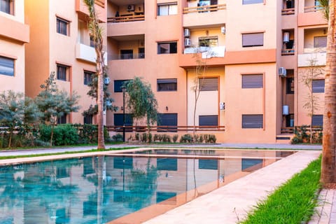 Property building, Spring, Day, Garden, Garden view, Pool view, Swimming pool, sunbed