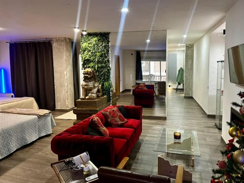 Communal lounge/ TV room