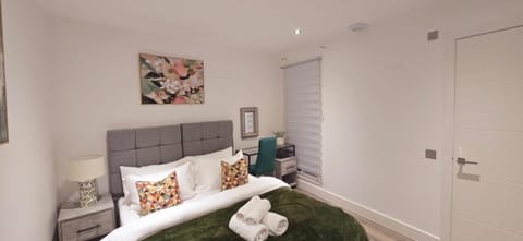 Kings Lodge By Nivaas 2 Apartment in Reading