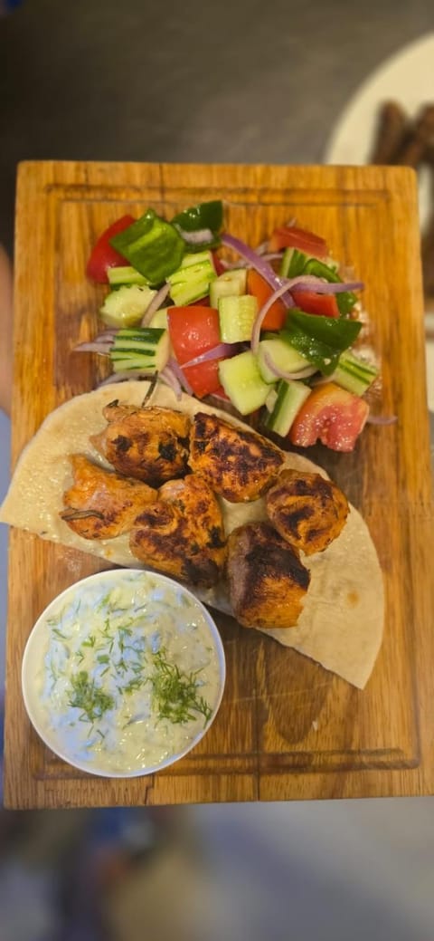 Noza INN Bed and Breakfast in Khuekkhak