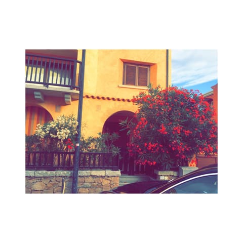 Facade/entrance, Sea view, Street view