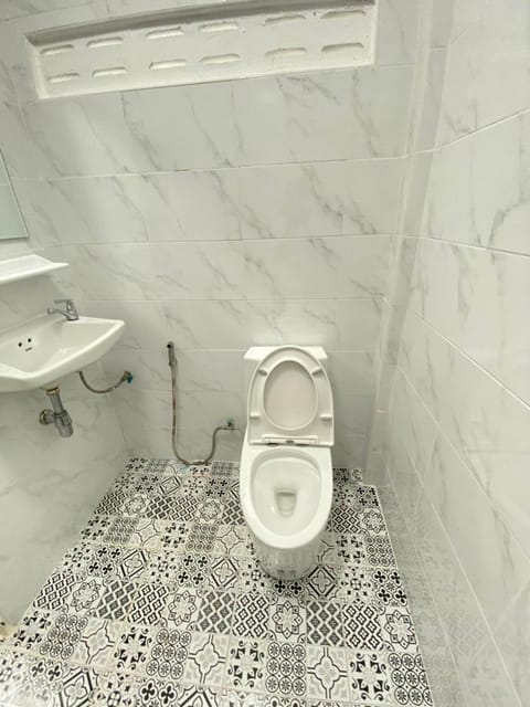 Cozy townhouse near by Klong Dao beach House in Sala Dan