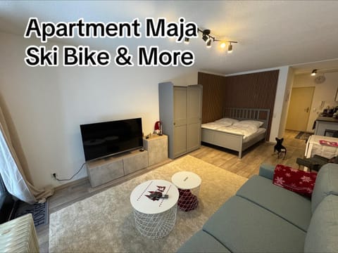 Living room, Bedroom