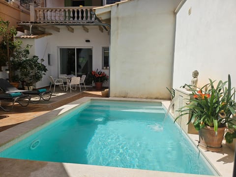 Patio, Swimming pool