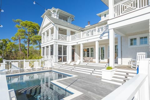 Gulf Bridge by Stay on 30A- Pool, Bikes, Golf Cart House in Seacrest