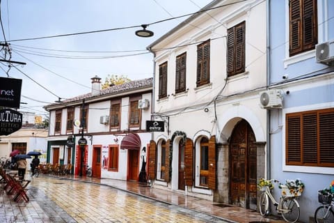 Property building, Neighbourhood, Street view, Location