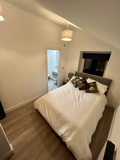 34a Field road Apartment in Reading