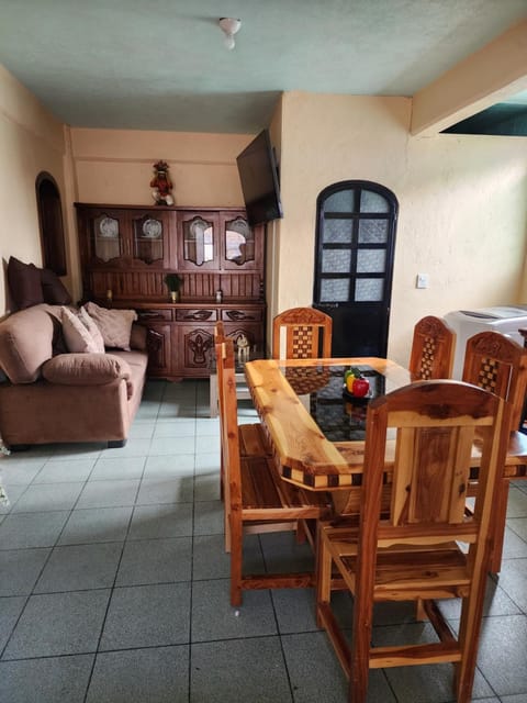 TV and multimedia, Living room, Dining area