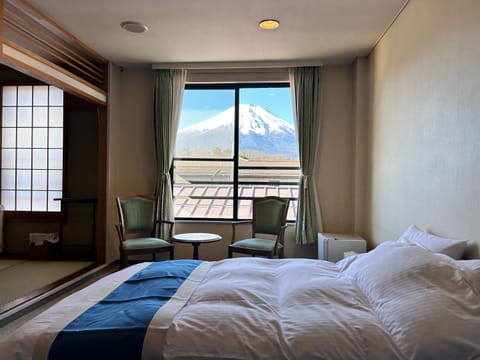 View (from property/room), Mountain view