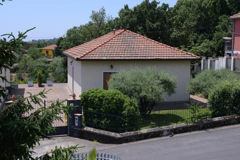 Property building, Street view