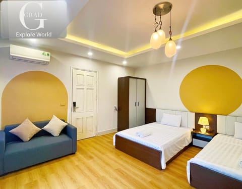 Bed, Photo of the whole room, Bedroom, air conditioner