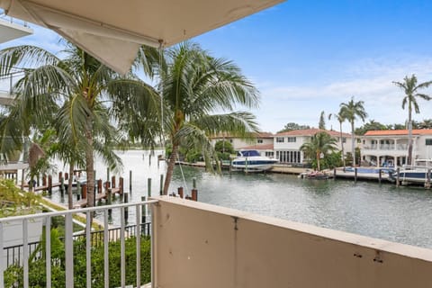 Bay Harbor Sunset Apt 2C Apartment in Surfside