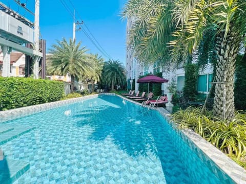 Garden, Garden, Pool view, Swimming pool