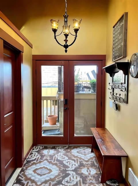 Sqc Downtown Retreat Apartment in Sequim