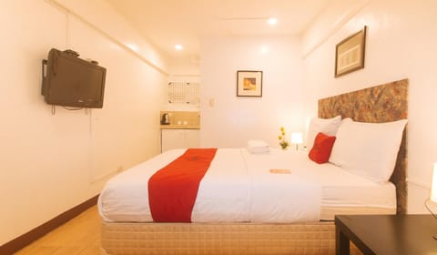 TV and multimedia, Photo of the whole room, Bedroom
