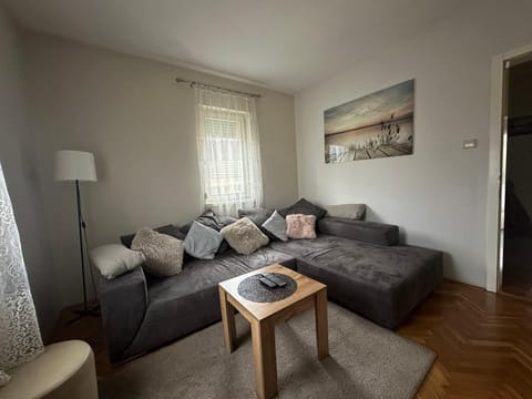 Apartman Tiki R Vrnjacka Banja Apartment in Serbia