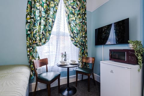 TV and multimedia, Dining area