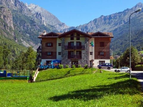 Casa Corti Hotel Ristorante Hostel in Province of Brescia