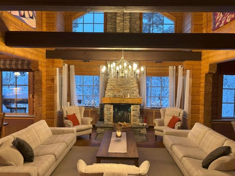 Living room, Seating area, fireplace