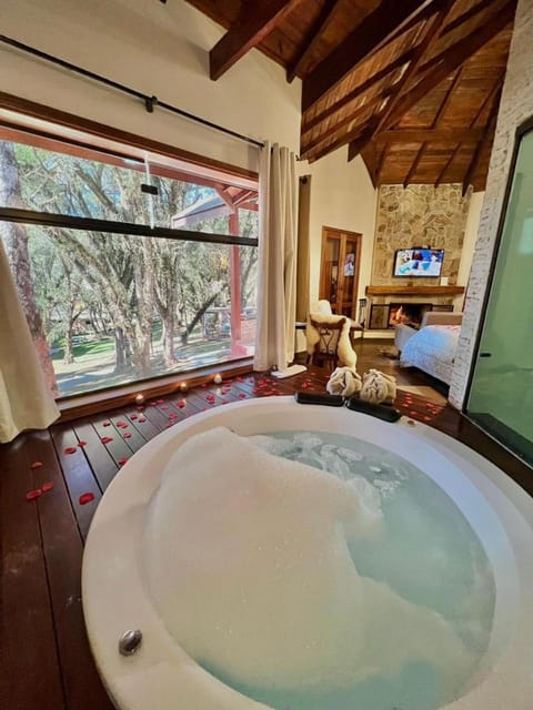 Communal lounge/ TV room, Hot Tub