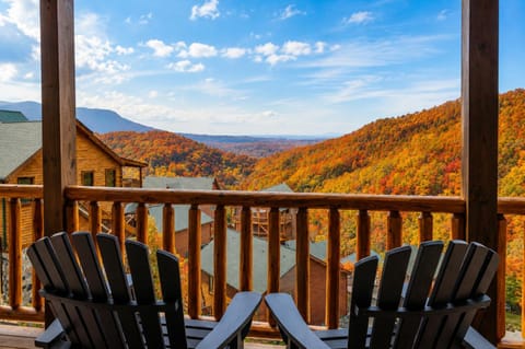 Balcony/Terrace, Seating area, Autumn, Mountain view
