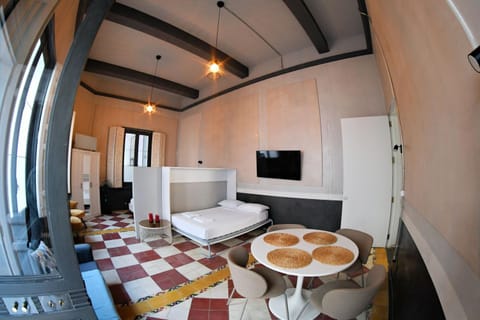 TV and multimedia, Living room, Photo of the whole room, Seating area, Bedroom
