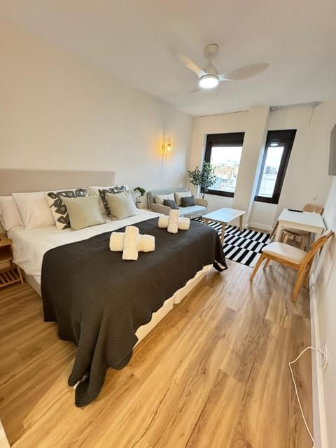 Living room, Photo of the whole room, Bedroom