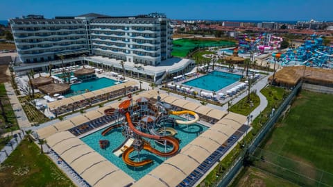 Day, Bird's eye view, Aqua park, Pool view, Swimming pool, sunbed