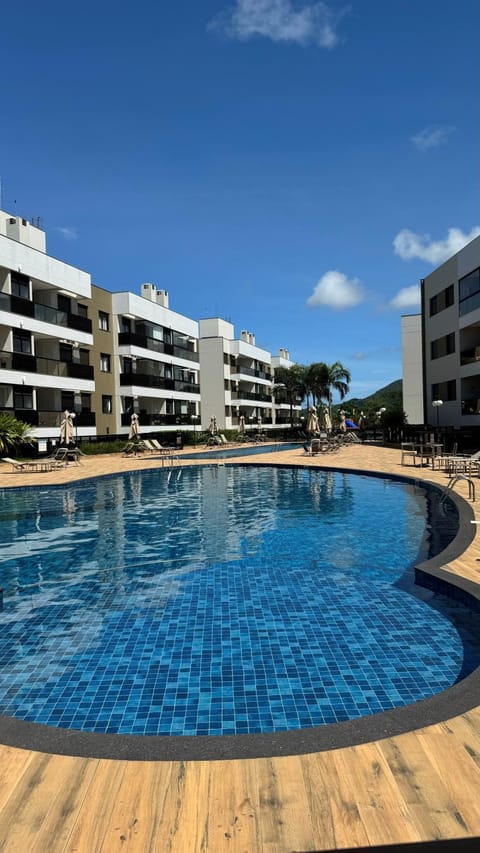 Swimming pool, Swimming pool, sunbed