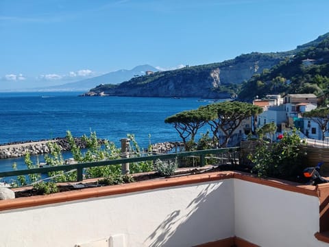 Nearby landmark, Day, Natural landscape, View (from property/room), Balcony/Terrace, Sea view