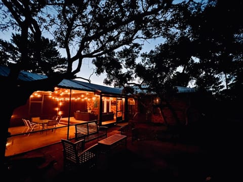 Artist Retreat an eclectic getaway House in Cedar Key