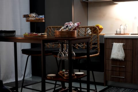 Living room, Seating area, Food