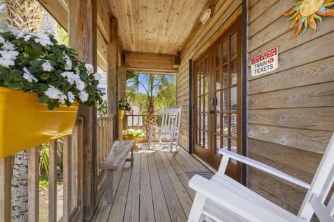 Cedar Hill Depot House in Cedar Key